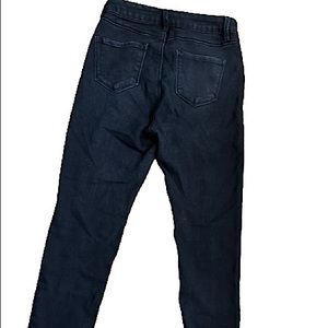 Our ultra skinny, HIGH rise jean that supports you in all the right places.